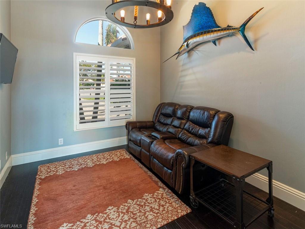 MONTEREY - Residential
