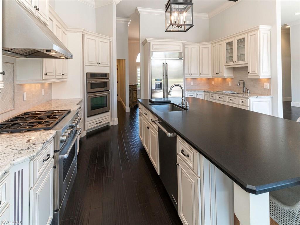 MONTEREY - Residential