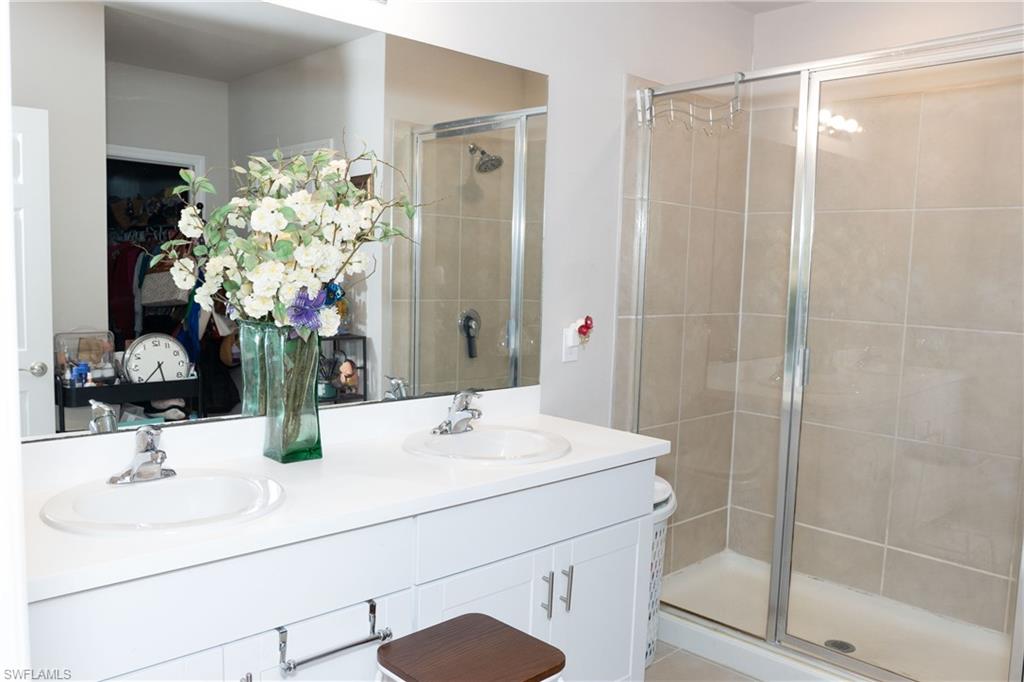 GOLDEN GATE ESTATES - Residential Lease