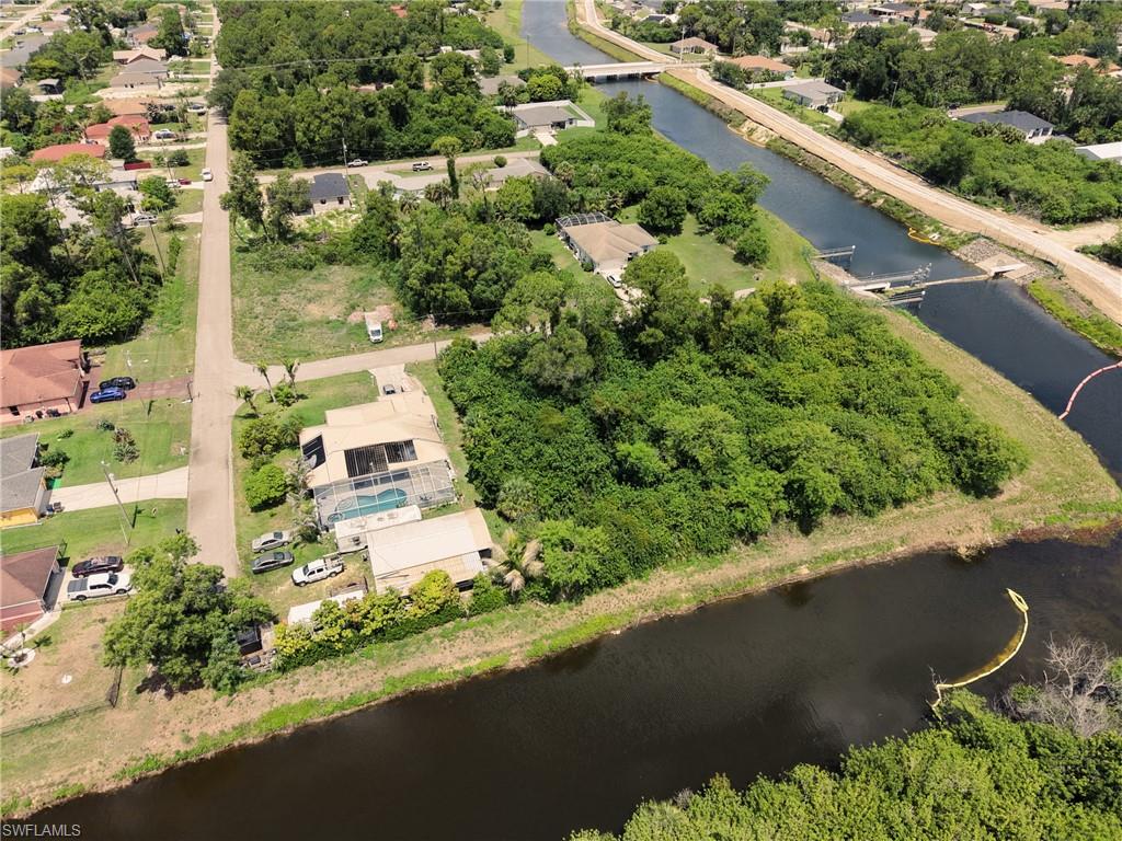 LEHIGH ACRES - Land