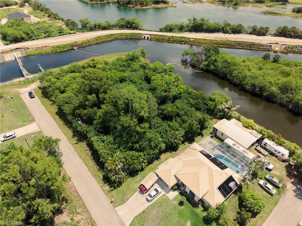 LEHIGH ACRES - Land