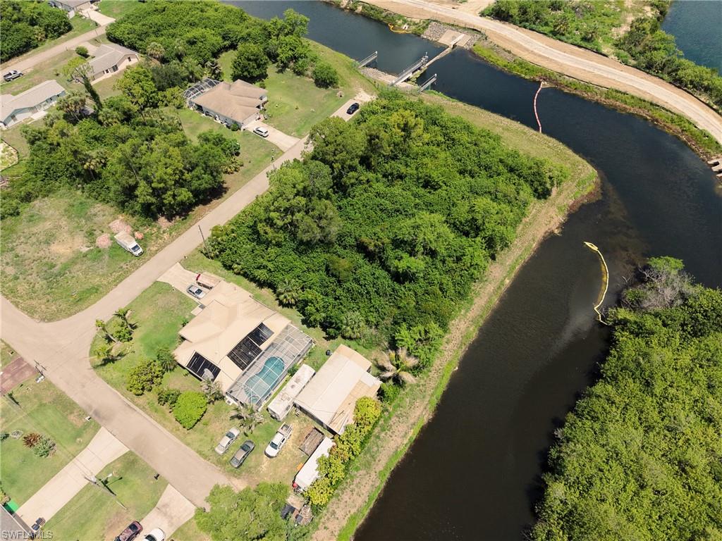 LEHIGH ACRES - Land