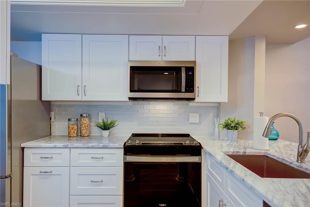 MOORINGS POINT CONDO - Residential