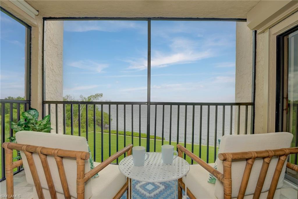 MOORINGS POINT CONDO - Residential