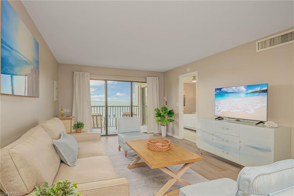 MOORINGS POINT CONDO - Residential