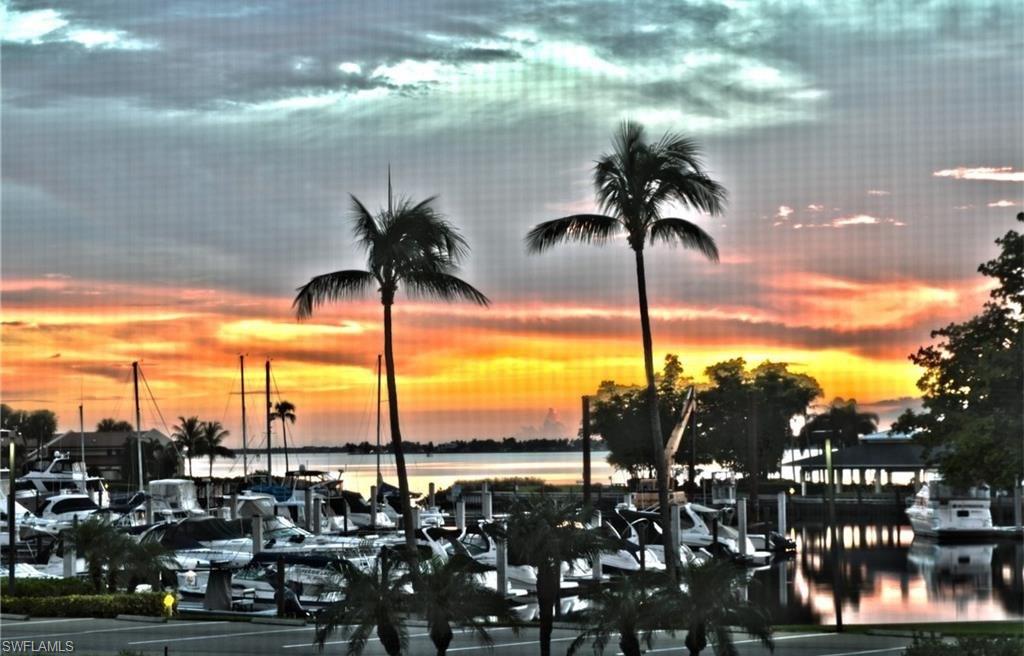 SUNSET HARBOR - Residential