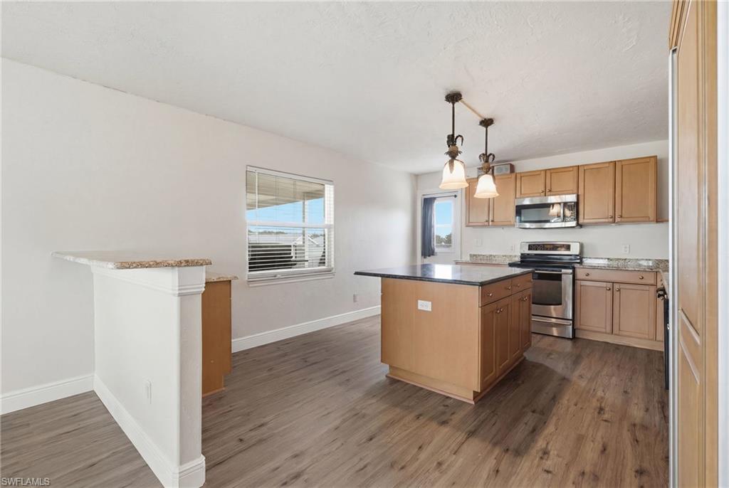 MEADOW LARK PARK - Residential Lease