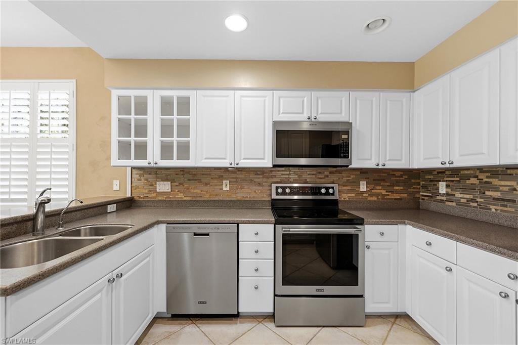 OXFORD POINTE - Residential