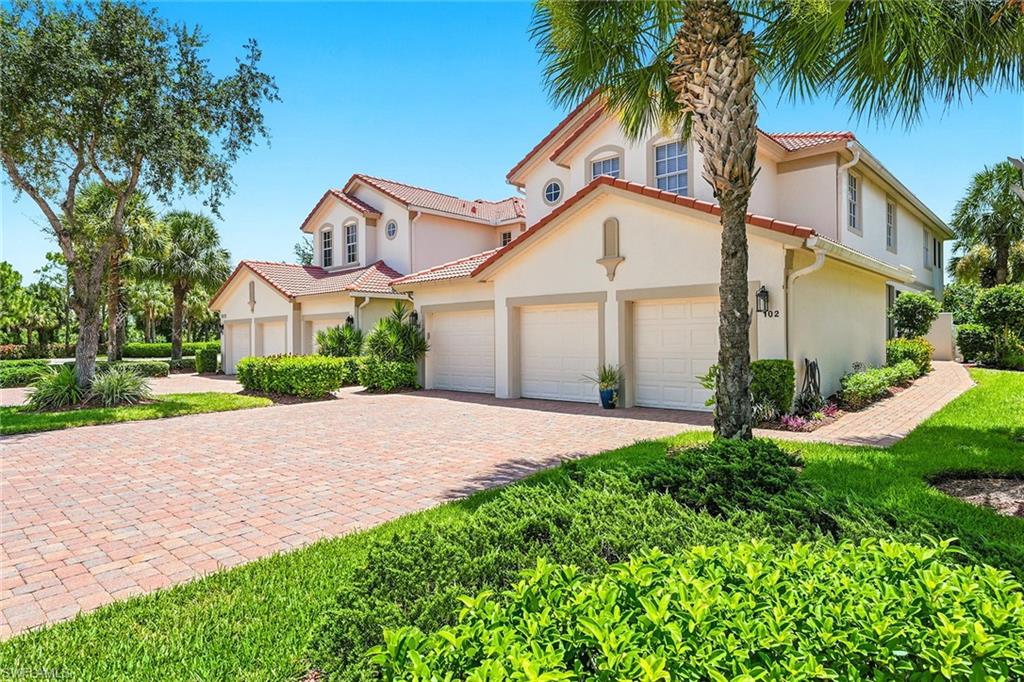 OXFORD POINTE - Residential