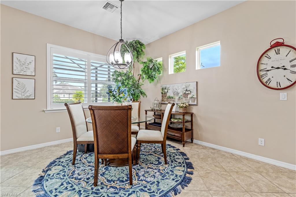 SUNSET POINTE - Residential