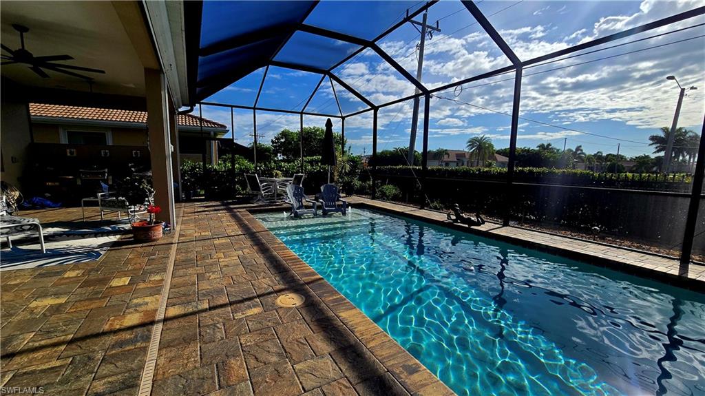 SUNSET POINTE - Residential