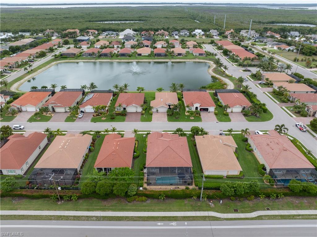 SUNSET POINTE - Residential