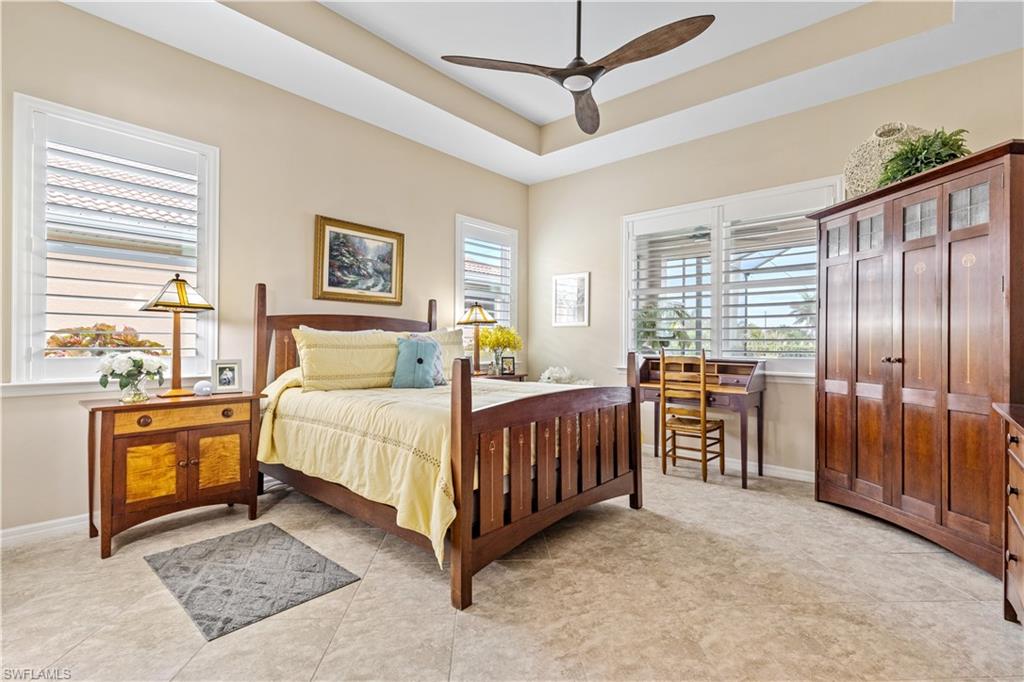 SUNSET POINTE - Residential