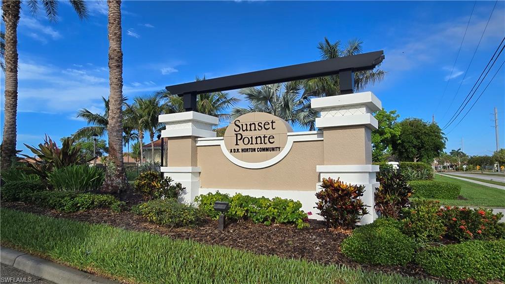 SUNSET POINTE - Residential