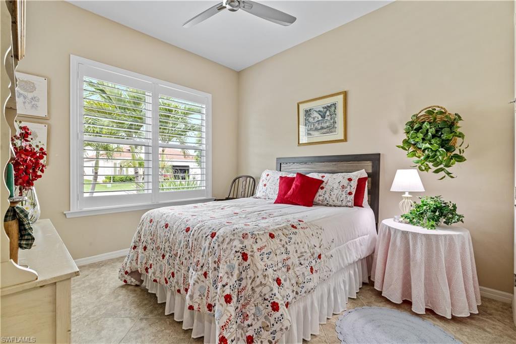 SUNSET POINTE - Residential