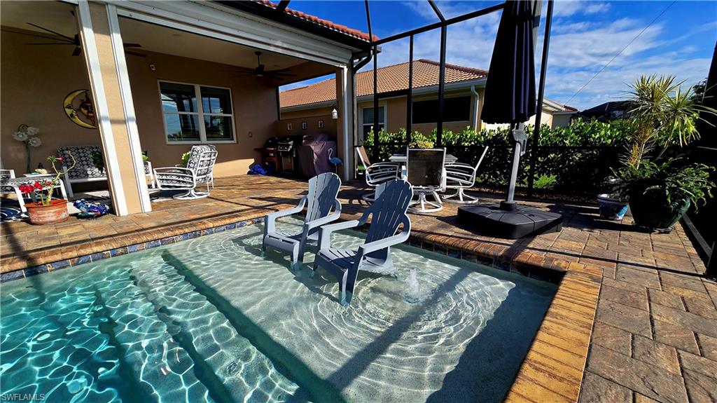 SUNSET POINTE - Residential