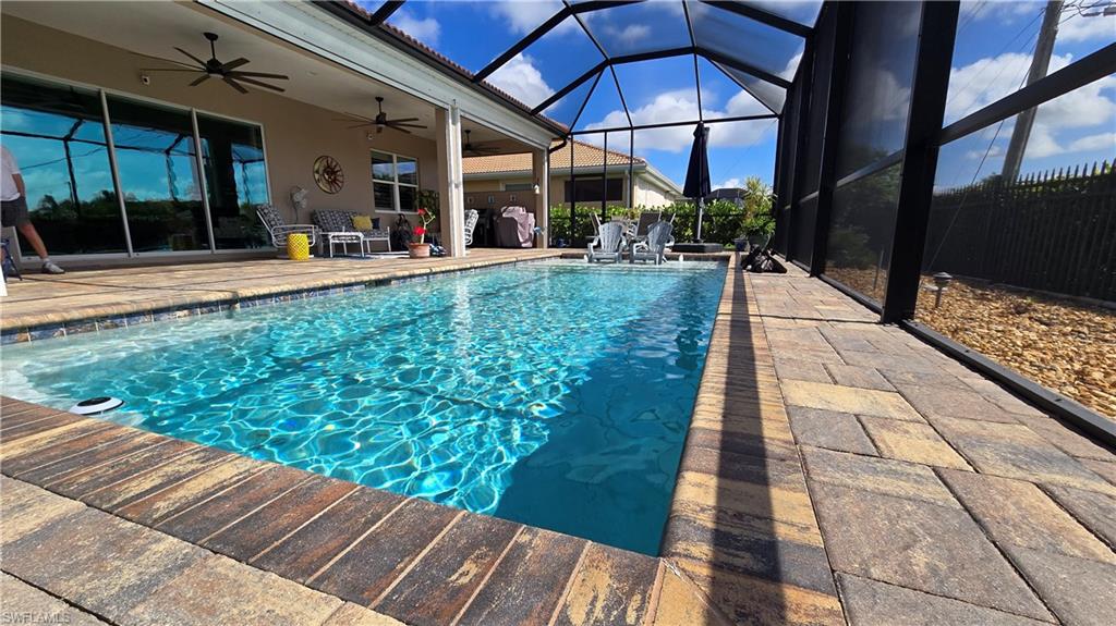 SUNSET POINTE - Residential