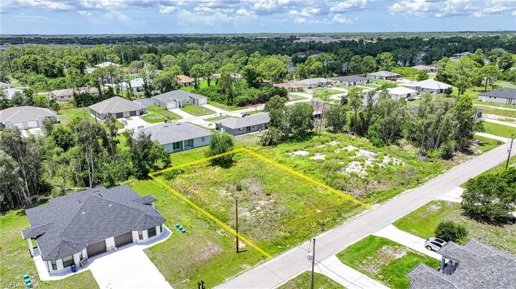 LEHIGH ACRES - Land