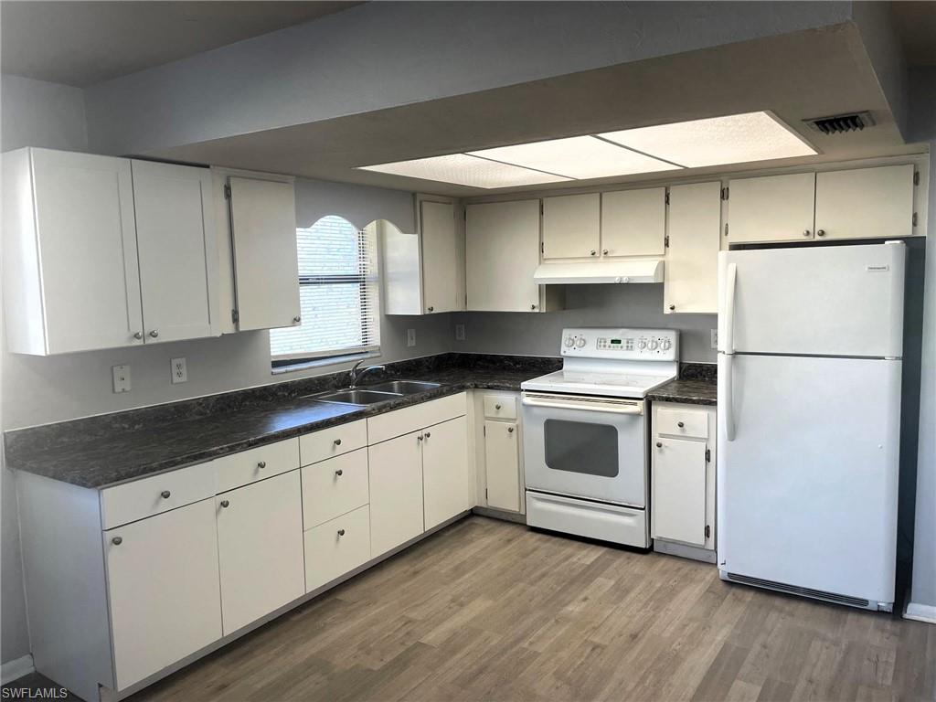 CAPE CORAL - Residential Lease