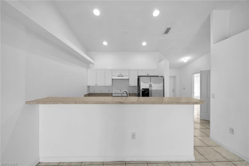 CAPE CORAL - Residential Lease