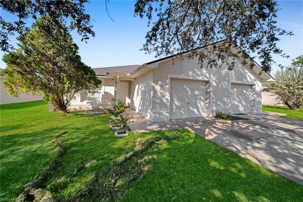 CAPE CORAL - Residential Lease