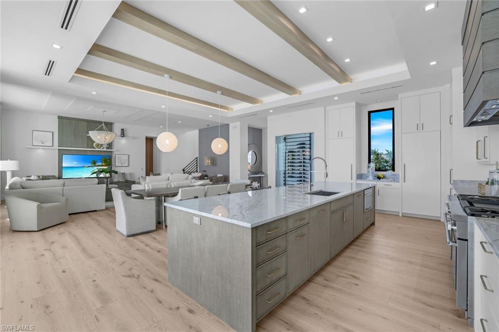 MARCO ISLAND - Residential