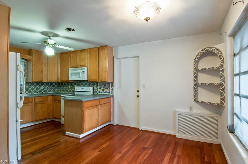 SEMINOLE ESTATES - Residential