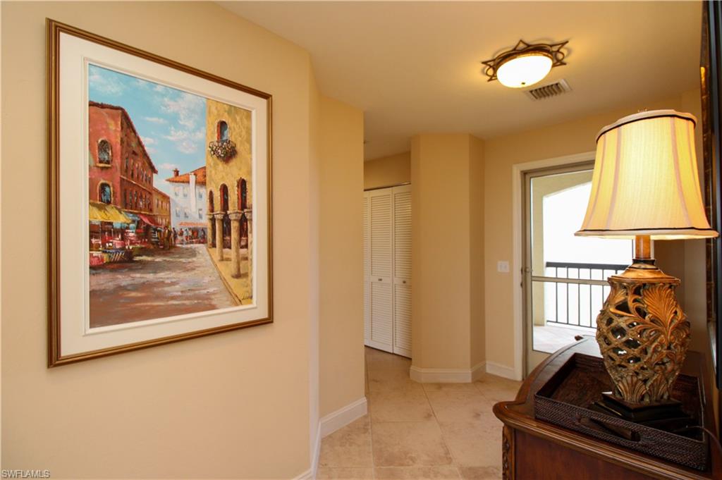 CALAIS - Residential Lease
