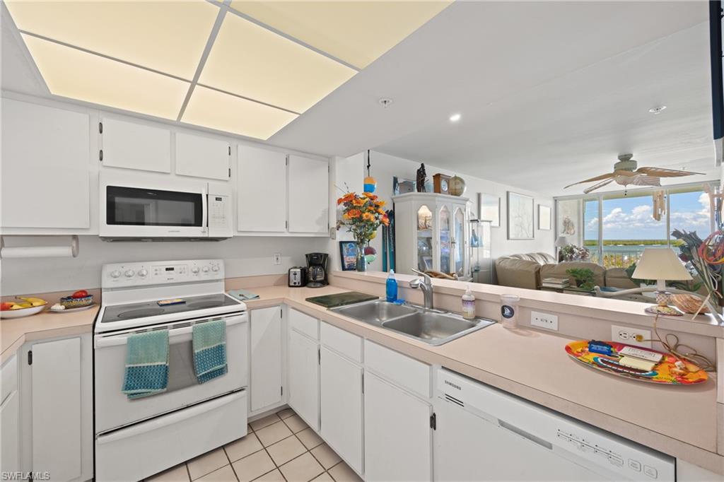 SEA GRAPE BAY CONDO - Residential