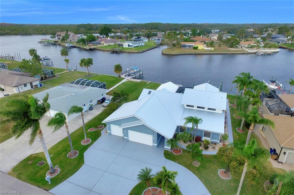 FORT MYERS SHORES - Residential