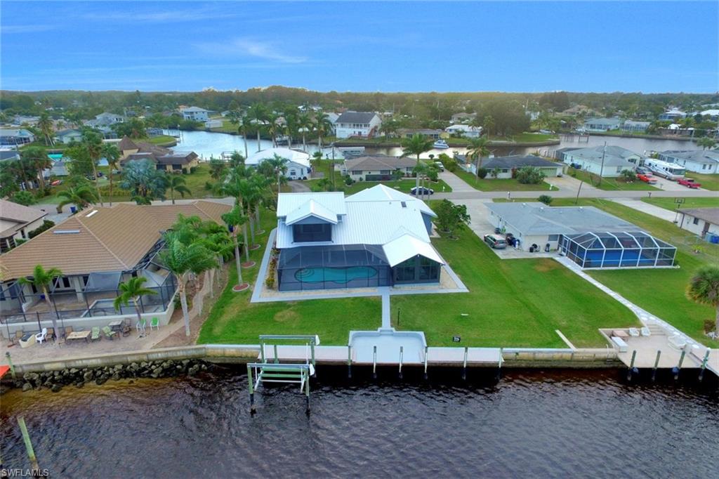 FORT MYERS SHORES - Residential