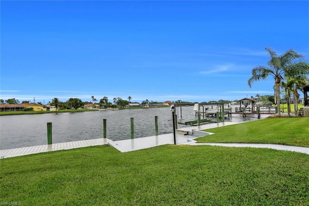 FORT MYERS SHORES - Residential