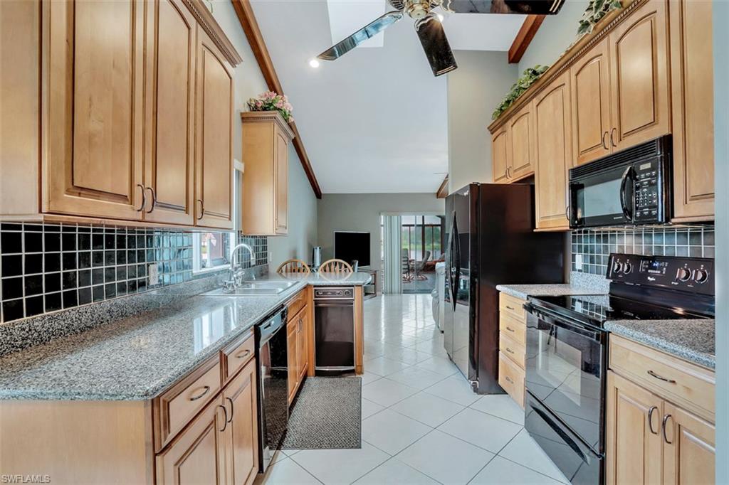 FORT MYERS SHORES - Residential