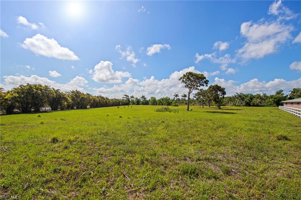 KREAMERS AVOCADO SUBD - Residential