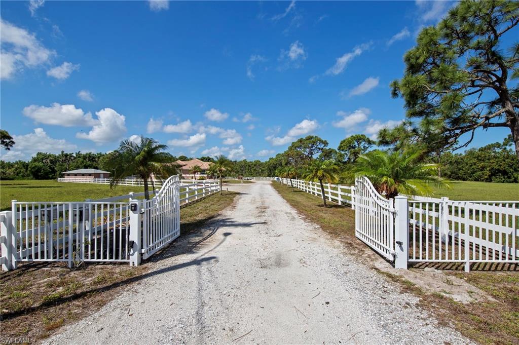 KREAMERS AVOCADO SUBD - Residential