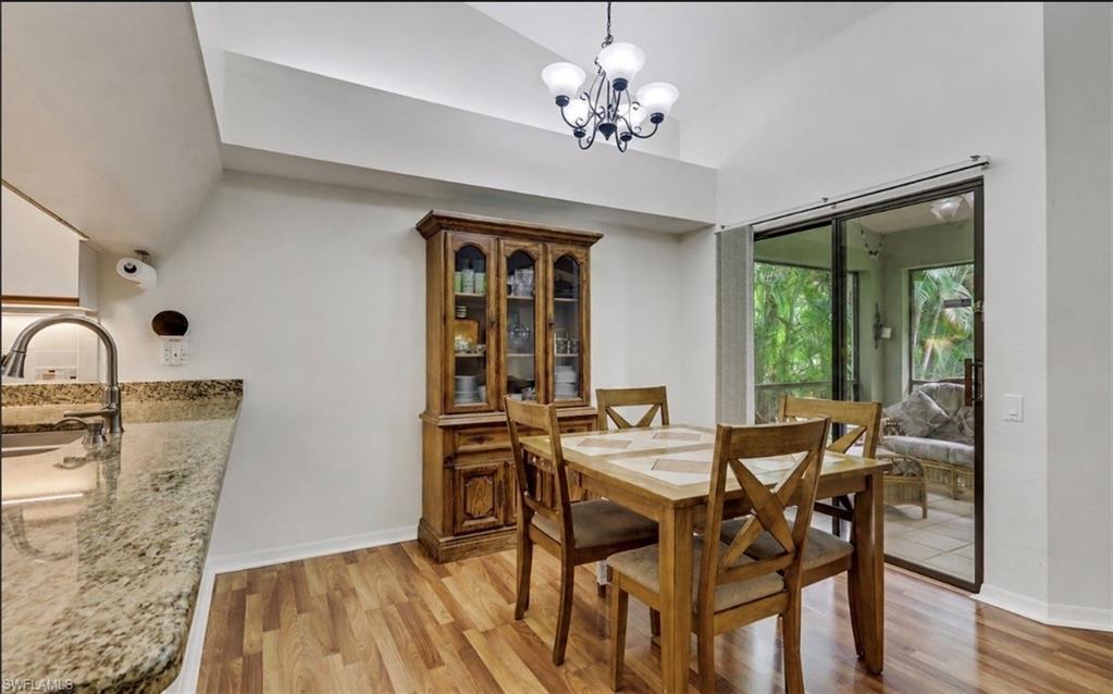 VILLAS FIVE - Residential