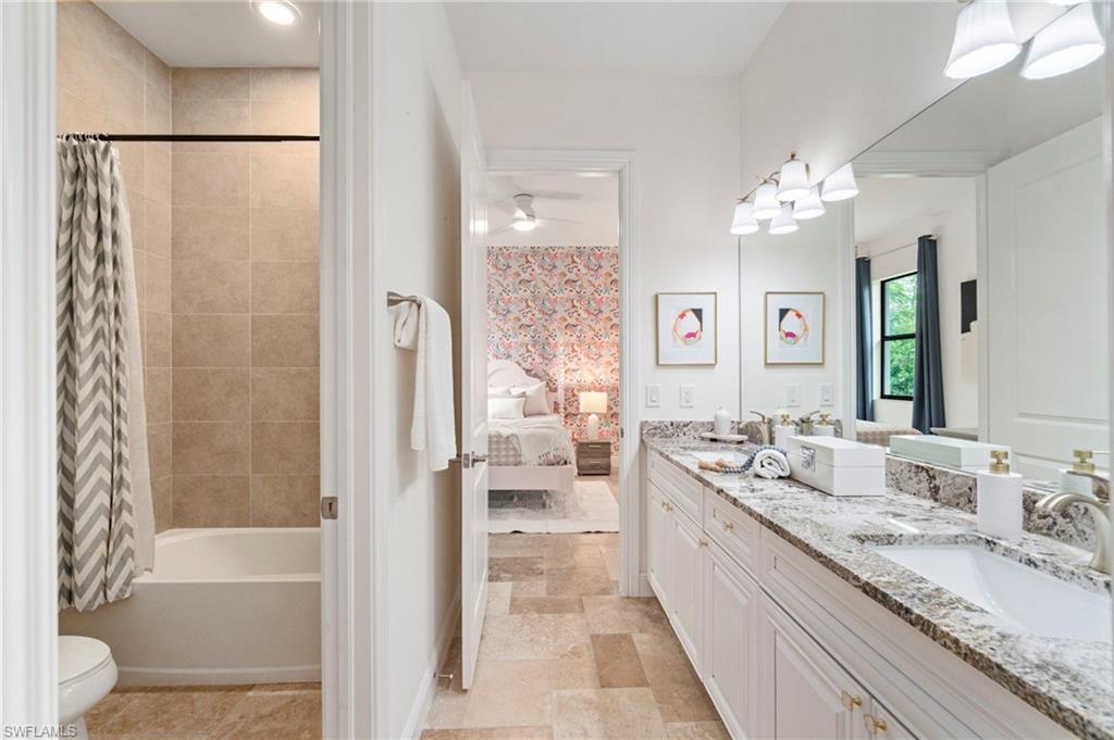OAKES ESTATES - Residential