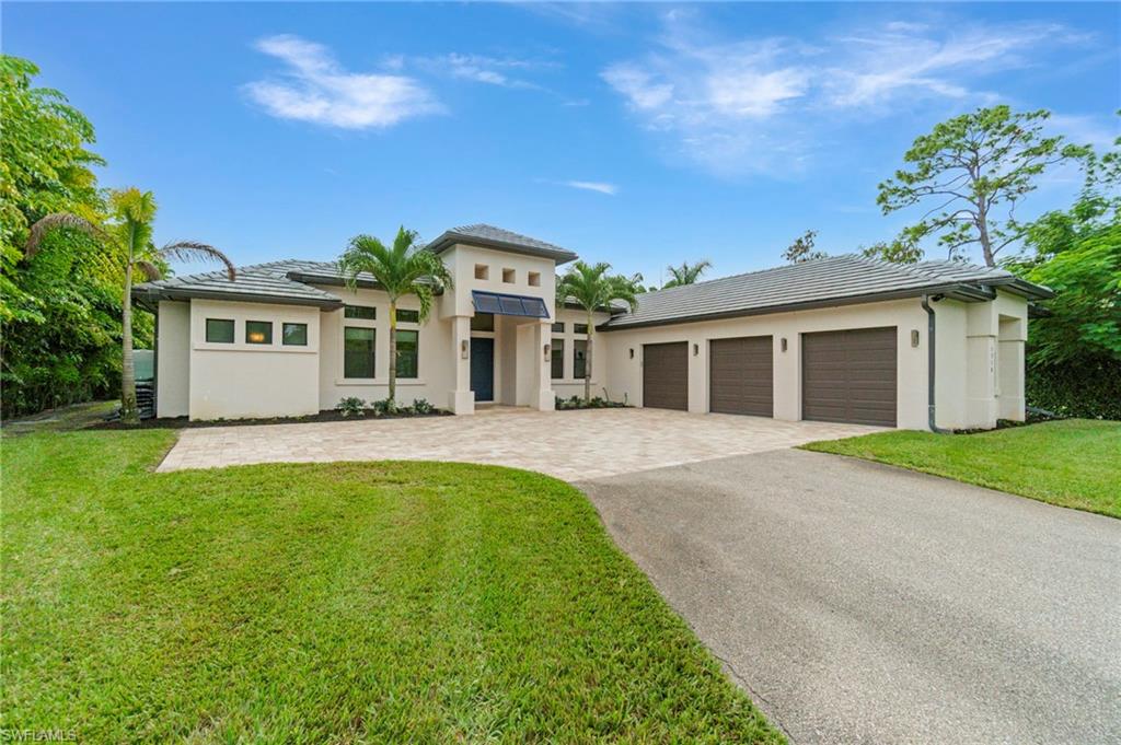 OAKES ESTATES - Residential