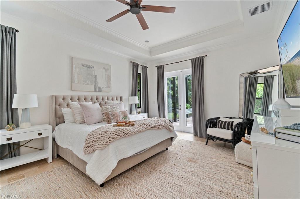 OAKES ESTATES - Residential