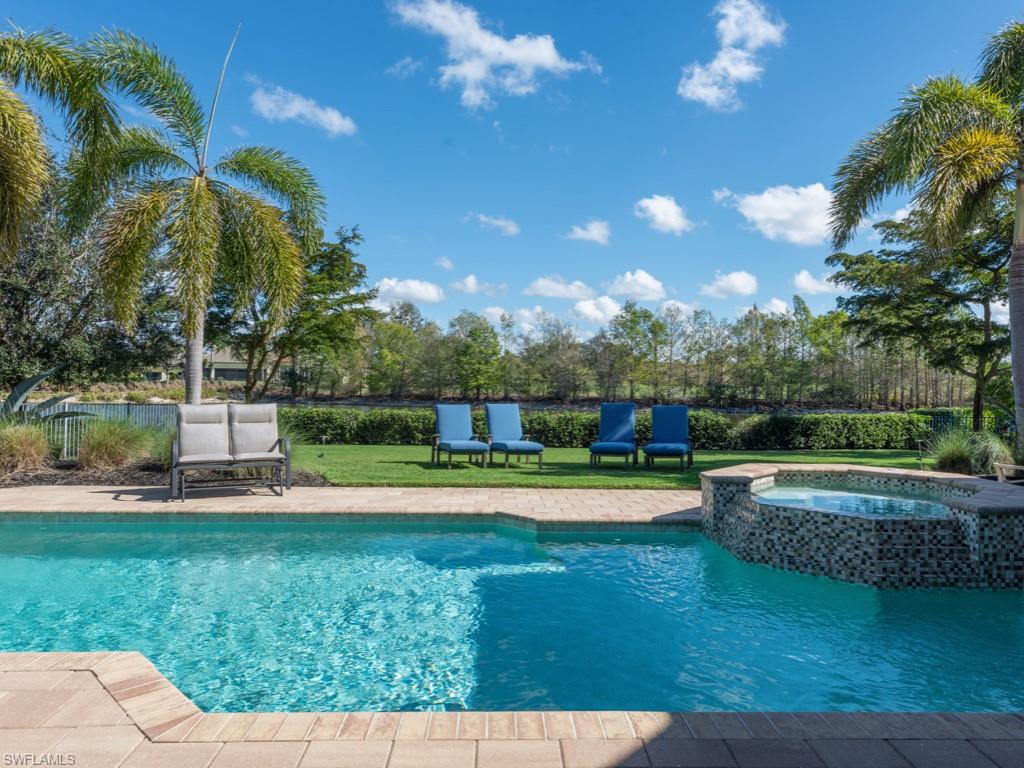QUAIL WEST - Residential
