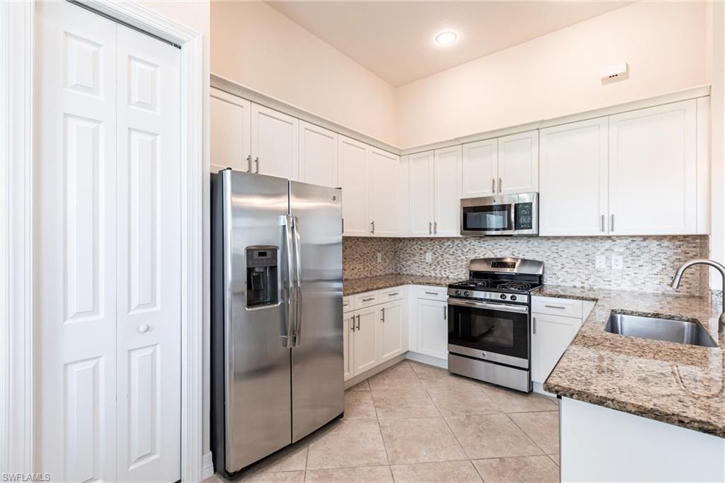 WILLOW BEND - Residential Lease