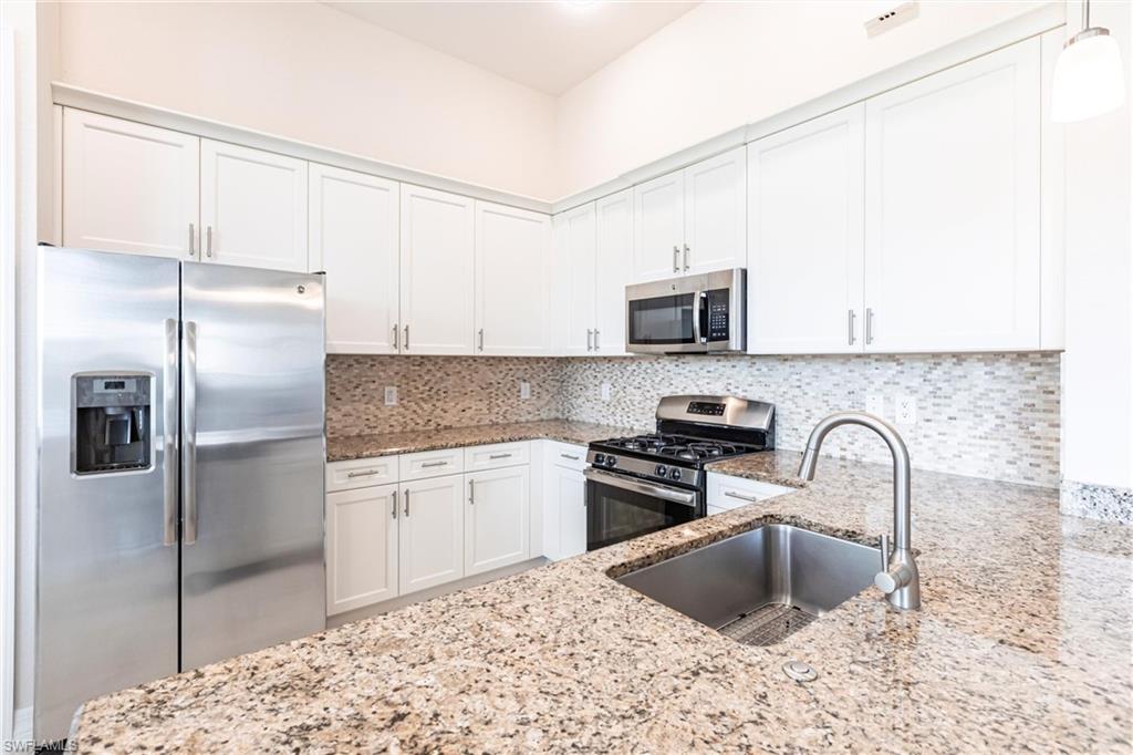 WILLOW BEND - Residential Lease