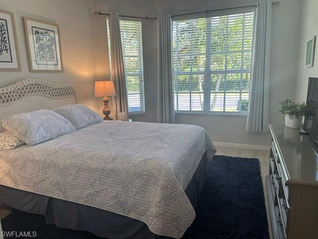 SOMMERSET VILLAS - Residential Lease