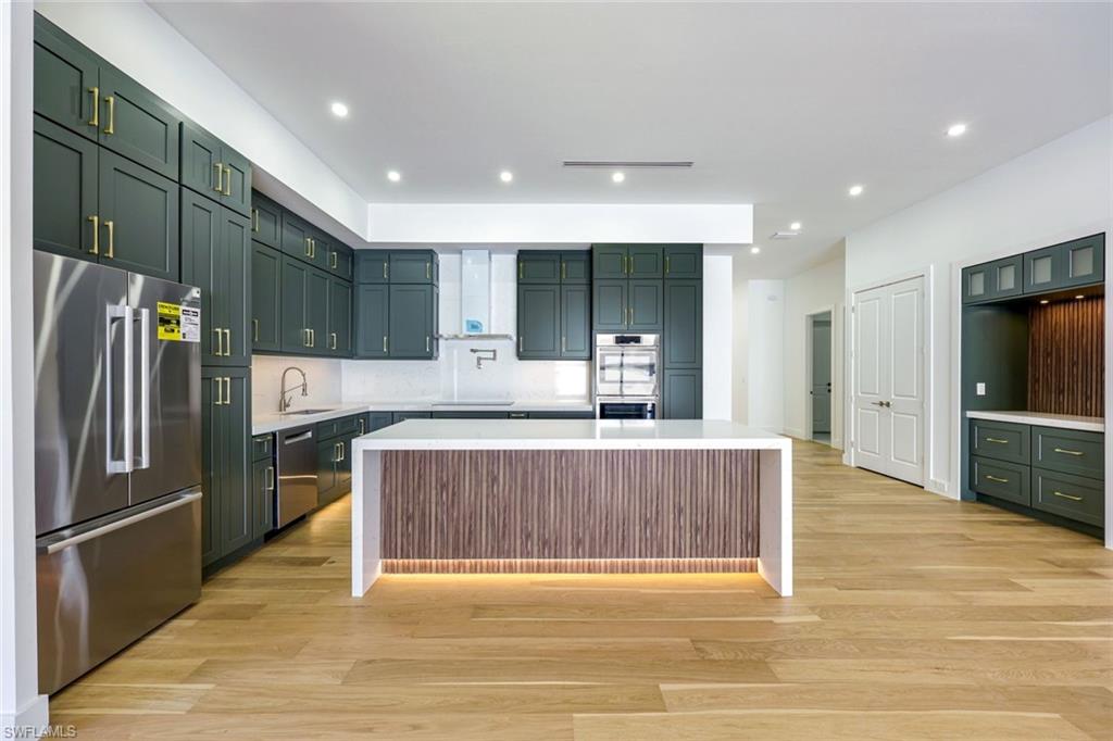 TRAIL TERRACE - Residential
