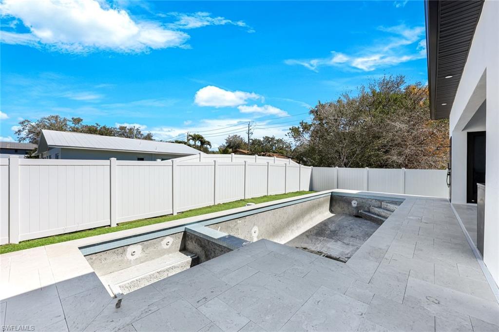 TRAIL TERRACE - Residential