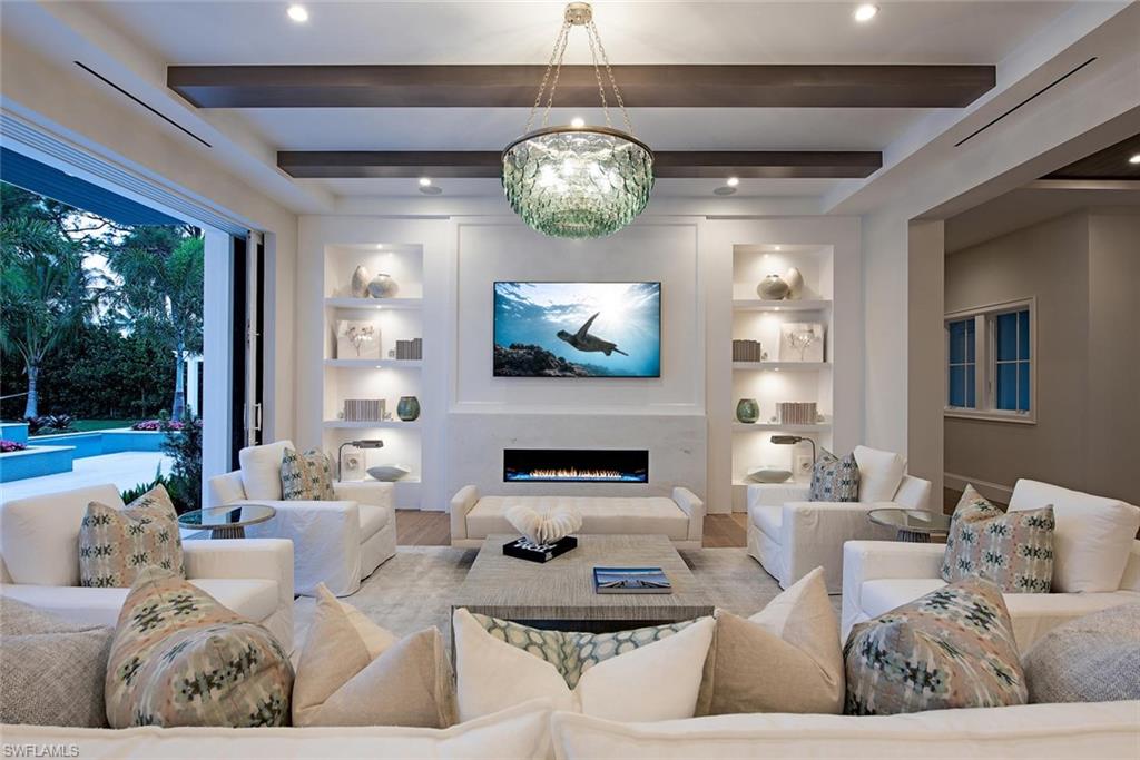 OLDE NAPLES - Residential