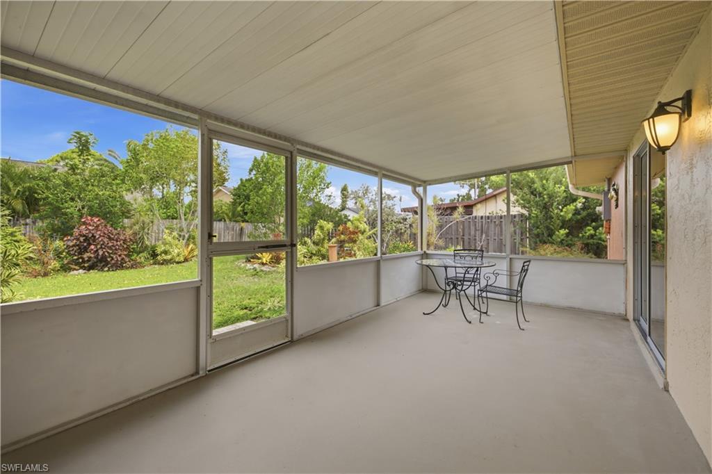 SAN CARLOS PARK - Residential