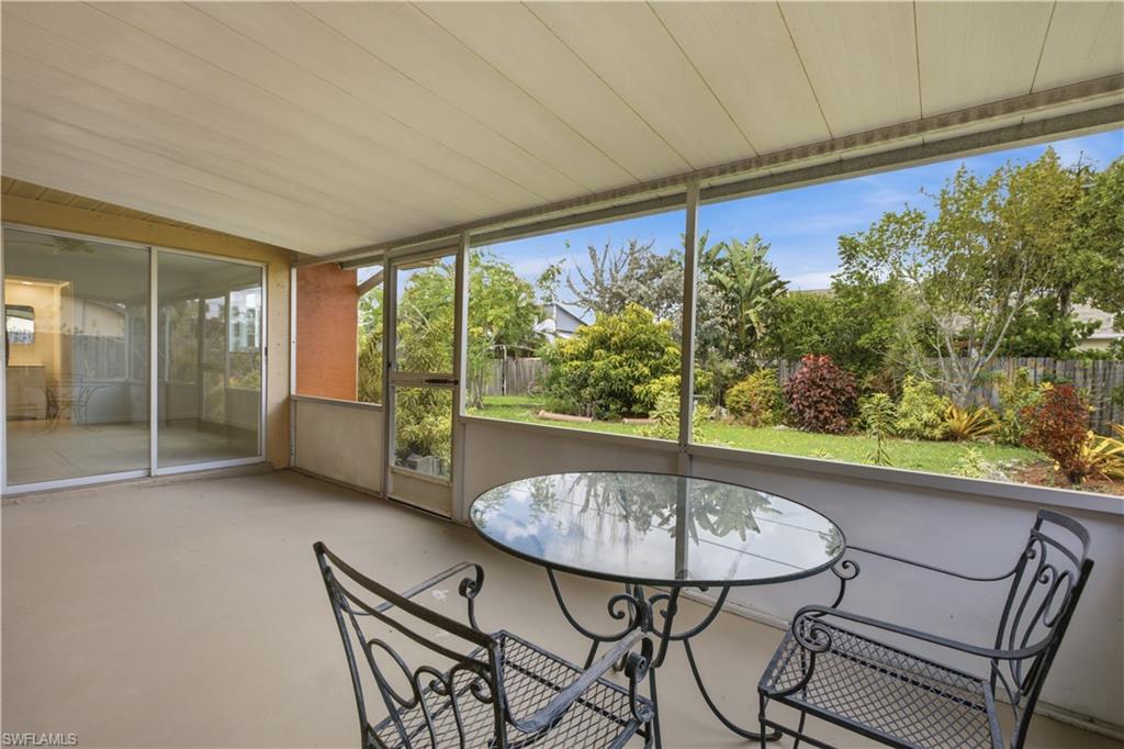 SAN CARLOS PARK - Residential
