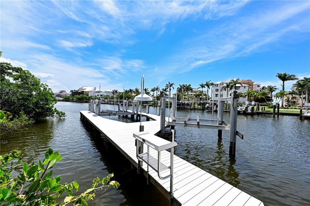SOUTHPORT ON THE BAY - Residential