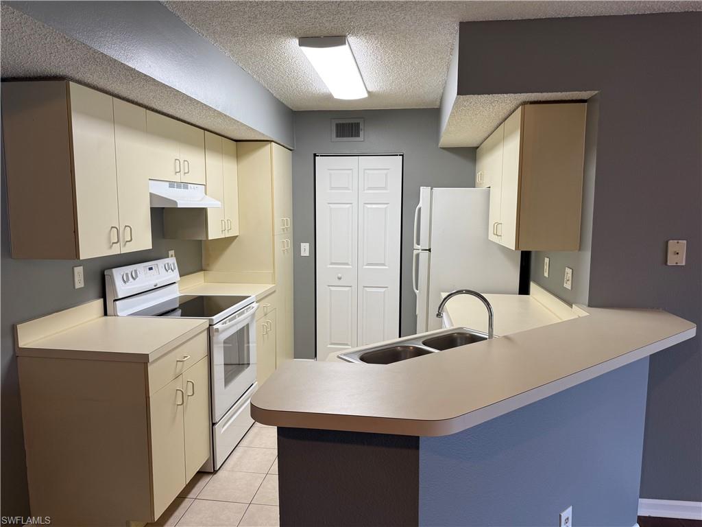 MUSA AT DANIELS - Residential Lease